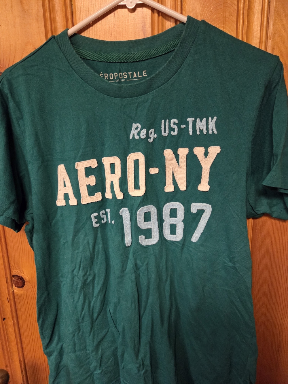Aeropostale Men’s Green AERO-NY Graphic Tee